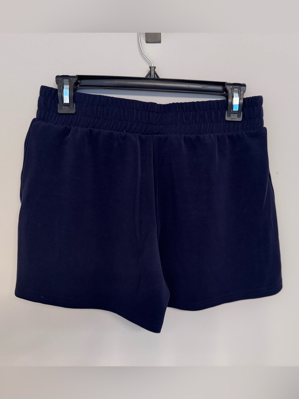Yogalicious Scuba Soft Elastic-Waist Women’s Shorts - Navy NWOT Small